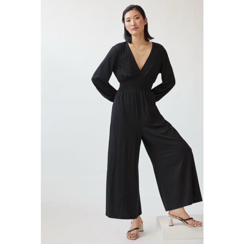 New🌟Anthropologie -Hutch Wide Leg V Neck Jumpsuit - Picture 3 of 8